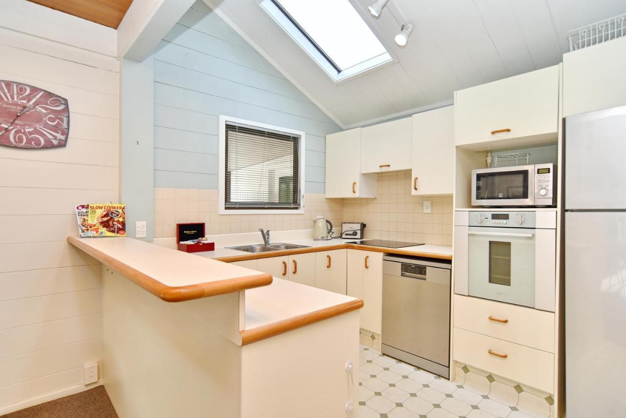 Merivale Lane - Christchurch Holiday Homes Екстериор снимка