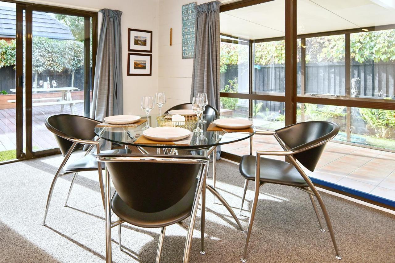 Merivale Lane - Christchurch Holiday Homes Екстериор снимка