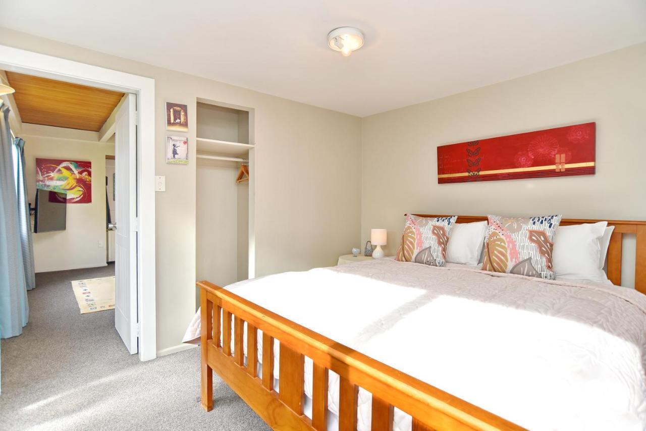 Merivale Lane - Christchurch Holiday Homes Екстериор снимка