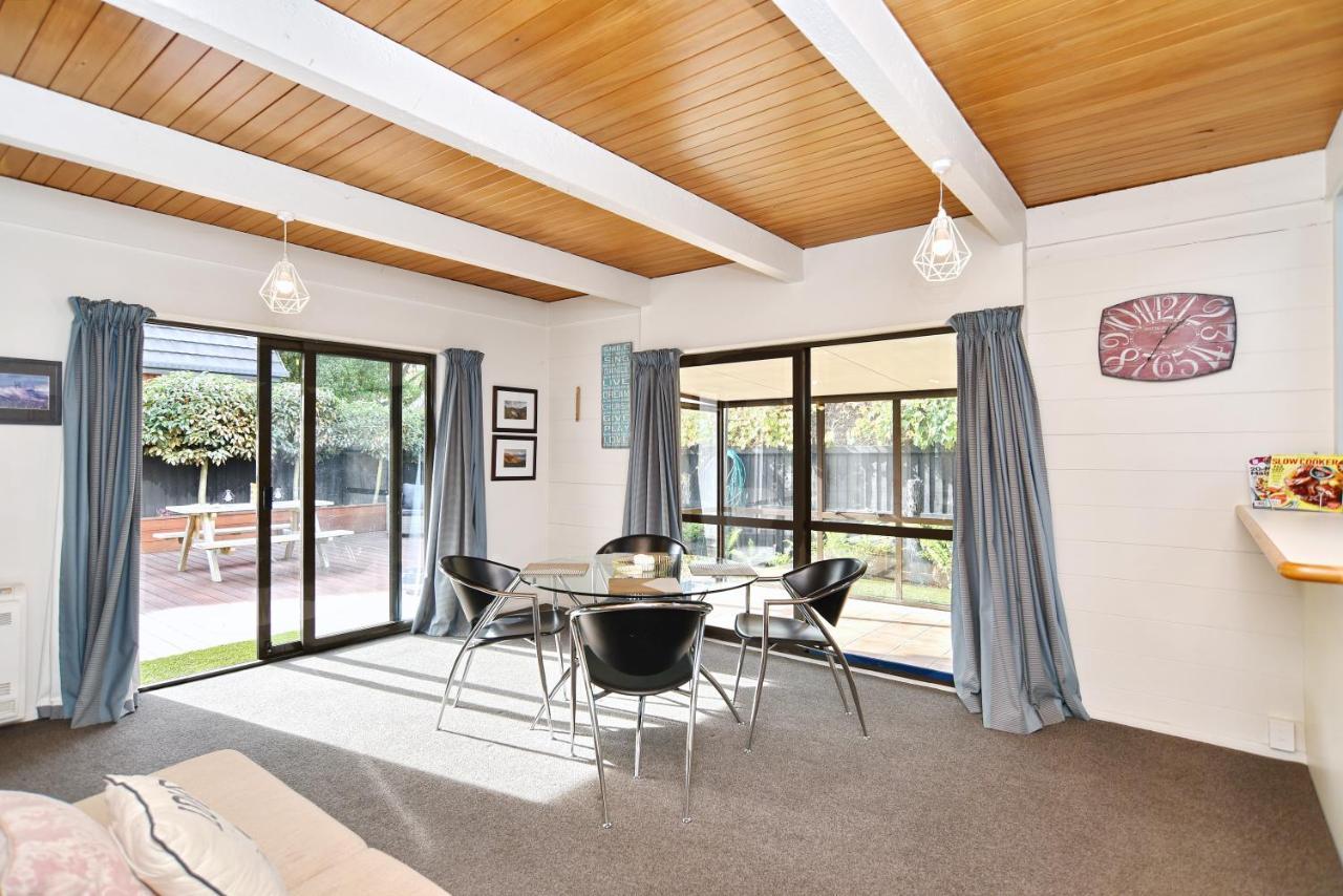 Merivale Lane - Christchurch Holiday Homes Екстериор снимка